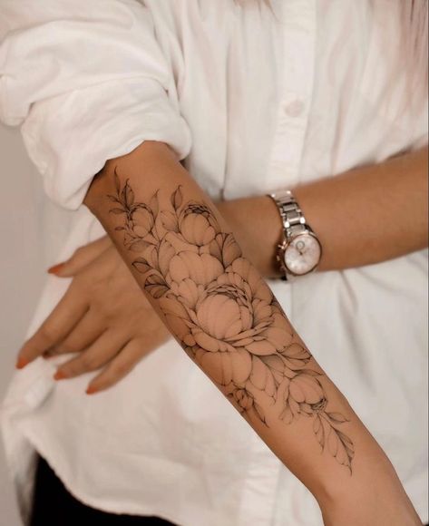 Jasmine Tattoo, Tato Mandala, Mandala Tattoo Sleeve, Mandala Flower Tattoos, Magnolia Tattoo, Feminine Tattoo Sleeves, Floral Tattoo Sleeve, Forearm Tattoo Women, Flower Tattoo Sleeve