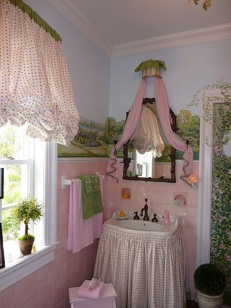 Fairy Bathroom, Fancy Curtains, Romantic Bath, Girly Bathroom, Storybook Homes, Unique Curtains, Themed Bathroom, Bathroom Themes, Shabby Chic Bathroom