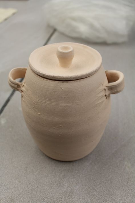 Thrown pot with a lid Clay Pots With Lids, Wheel Pottery, Vase Project, Ceramics Ideas, Clay Vase, Ceramics Projects, Ceramic Jars, Ceramics Ideas Pottery, Pottery Ideas