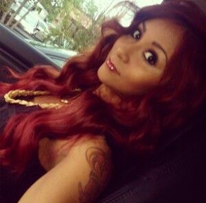 Snooki. Shes so fun. I just love her Snooki Fashion, Snooki Red Hair, Snooki Hair, Red Tint Hair, Snooki And Jwoww, Nicole Polizzi, Nicole Snooki, Cute Hair Colors, Hair Tint