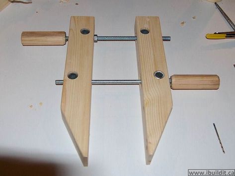 Clamping Jigs, Folding Sawhorse, Diy Tools Homemade, Wooden Tools, Woodworking Clamps, Woodworking Furniture Plans, Table Saw Accessories, Woodworking Workbench, Shop Organization