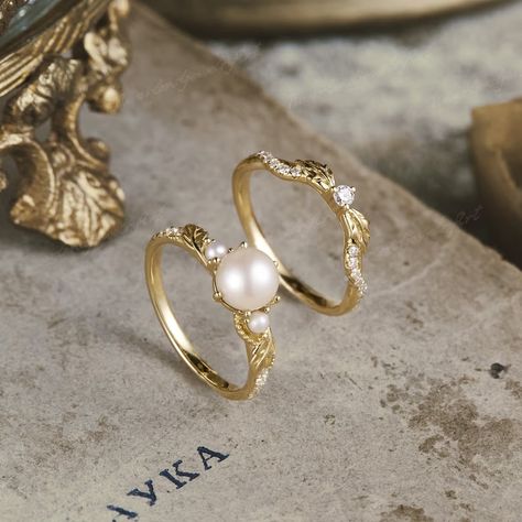 Pearl Engagement Ring With Wedding Band, White Pearl Engagement Ring, Gold Engagement Ring With Pearl, Feminine Wedding Ring, Engagement Pearl Ring, Gold Pearl Wedding Ring, Pearl Gold Wedding Ring, Pearl And Gold Engagement Ring, Gold Pearl And Diamond Engagement Ring