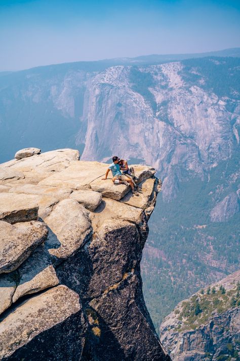 Best Photography Spots in Yosemite National Park - Talia's Bucketlist Yosemite National Park Instagram Pictures, Yosemite Instagram Pictures, Yosemite National Park Photography, National Park Photography, Sequoia Tree, Mount Desert Island, National Park California, Yosemite Falls, Park Photography