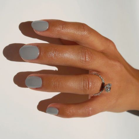 For Flock's Sake Simple Manicure Short Nails, Subtle Summer Nail Colors, Simple Manicure Ideas For Short Nails, Short Coloured Nails, Nail Color For Olive Skin Tone, Nails For Blondes, January Nail Colors 2024, Short Nail Colours, Nail Short Ideas