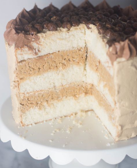 Butter Crunch Cake, Peanut Butter Icing, Butter Crunch, Peanut Butter Crunch, Crunch Cake, Cake Vanilla, Peanut Butter Cake, Peanut Butter Frosting, Peanut Butter Filling