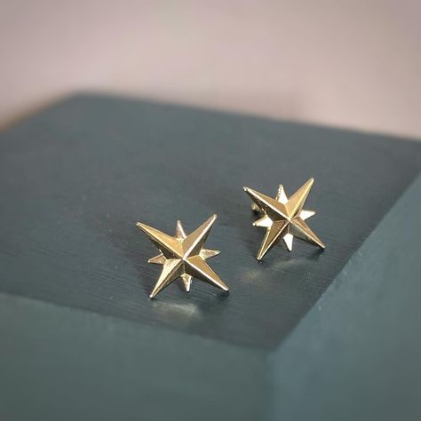 https://www.instagram.com/p/Br8o3-6nzgP/?utm_medium=share_sheet Star Themed Jewelry, Star Jewelry Aesthetic, Compass Star, Silver Engraved Bracelet, Rose Gold Earrings Studs, Handmade Gold Jewellery, Metalsmithing Jewelry, Long Pearl Necklaces, Jewelry Logo