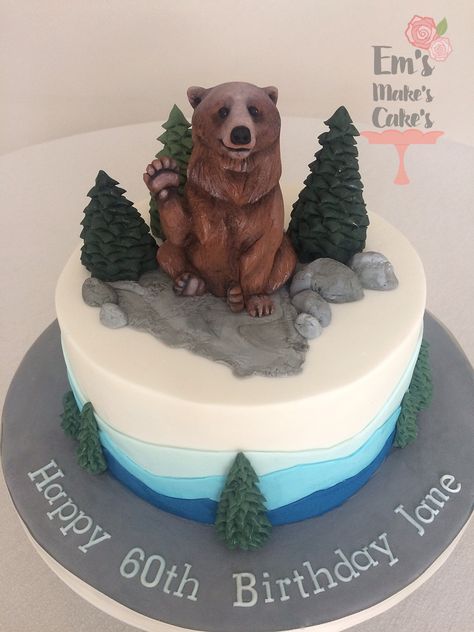 Mountain range grizzly bear theme cake Black Bear Cake Ideas, Woodland Bear Cake, Grizzly Bear Cake, Bear Theme Cake, Wolf Cake, Funky Food, 60th Bday, Nature Party, 10 Birthday Cake