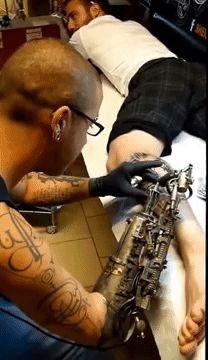 Metal Artist Crafts an Amazing Steampunk-Styled Prosthetic Arm With an Affixed Working Tattoo Gun LINK->ARTICLE: http://www.notey.com/@laughingsquid_unofficial/external/9895864/metal-artist-crafts-an-amazing-steampunk-styled-prosthetic-arm-with-an-affixed-working-tattoo-gun.html Solaire Diy, Prosthetic Arm, Cyberpunk Tattoo, Biomechanical Tattoo, 4 Tattoo, We Are The World, Tattoo Machine, First Tattoo, Psych