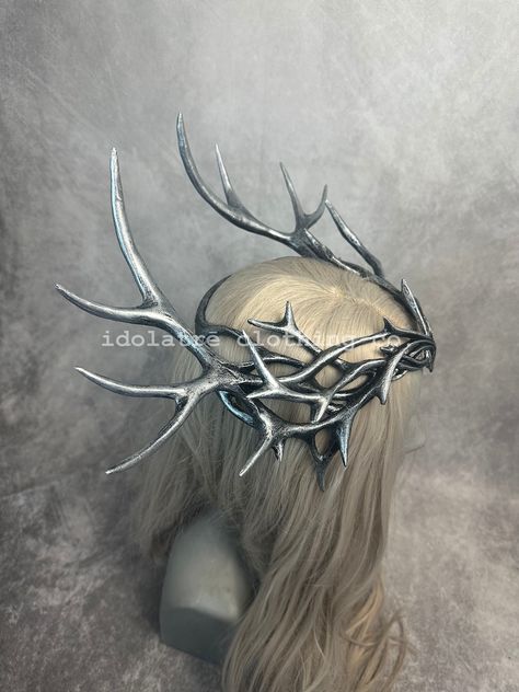 Element Oc, Keyleth Cosplay, Medieval Crowns, Viking Crown, Bone Crown, Hooved Animals, Hel Goddess, Celtic Tree Astrology, Witch Autumn