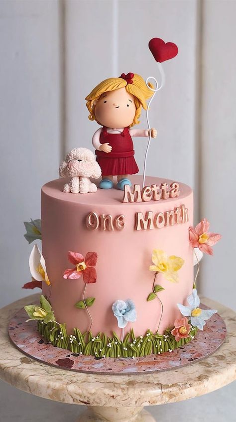 Super cute baby first birthday cake inspiration 1 - I Take You | Wedding Readings | Wedding Ideas | Wedding Dresses | Wedding Theme 1st Birthday Cake Ideas, One Year Birthday Cake, Rapunzel Birthday Cake, Baby Birthday Cake, Birthday Cake Inspiration, Baby First Birthday Cake, Fondant Cake Designs, Gold Birthday Cake