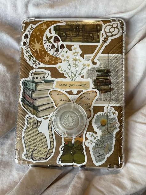 Kindle Paperwhite Case, Reading Motivation, Kindle Cover, Book Corners, Trendy Phone Cases, Kindle Case, Kindle Paperwhite, Ebook Reader, Fan Book