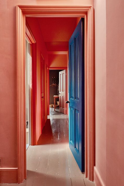 Emily Johnson 1882 home Hallway Colour Ideas, Eclectic Hallway, Orange Hallway, Jungle Themed Bedroom, Colourful House, Hallway Colours, Colorful Interior, London Home, Entry Hallway