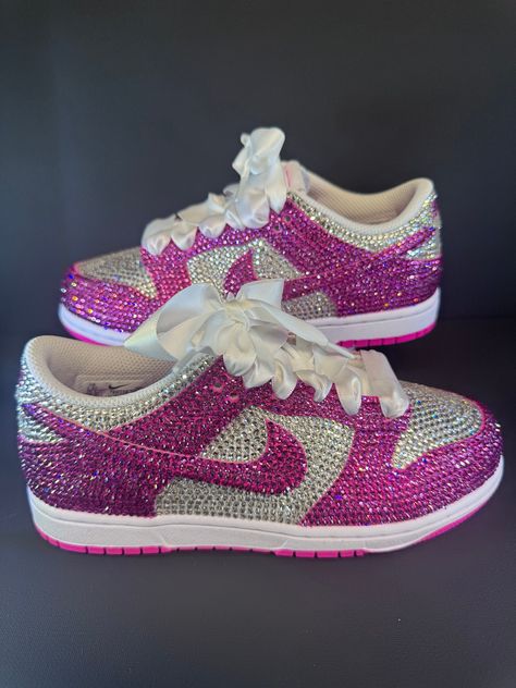 Blinged Out Shoes, Rhinestone Air Force Ones, Bedazzled Jordans, Diy Rhinestone Shoes, Bedazzled Items, Bedazzled Things, Quince Shoes, Dunks Sneakers, Pink Dunks