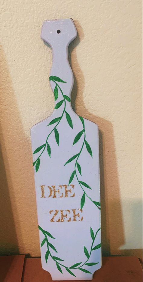 Sage Green Sorority Paddle, Simple Sorority Paddles, Delta Zeta Paddle, Sorority Paddles Unique, Big Paddles Sorority, Paddle Ideas Sorority, Cute Sorority Paddles, Greek Paddles Sorority, Sorority Paddles Ideas