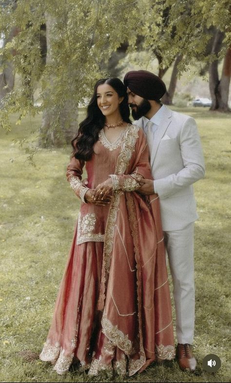 Indian Reception Outfit Bridal, Engagement Photos Outfits Indian, Engagement Outfits Indian Couple, Indian Engagement Outfit, Indian Engagement Photos, Wedding Suit Women, Engagement Looks, Punjabi Wedding Couple, Bridal Photography Poses