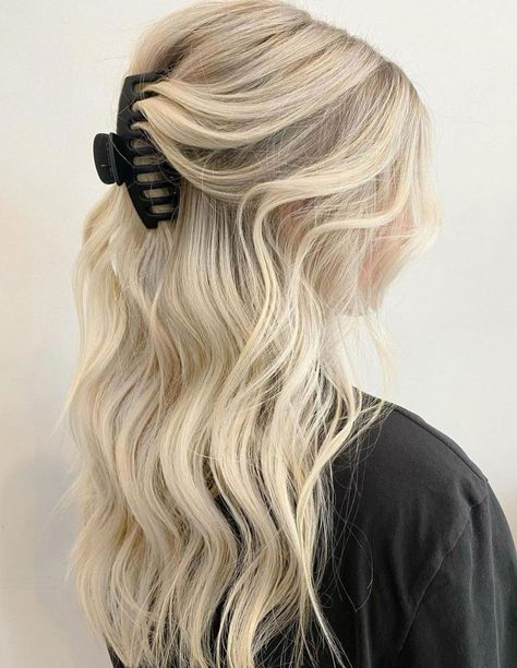 Hair Down Styles, Oily Roots, Tan Skin Blonde Hair, Grease Hairstyles, Greasy Hair, Ponytail Hairstyles Easy, Braided Bun Hairstyles, Greasy Hair Hairstyles, Natural Hair Styles Easy