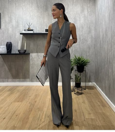 Suit Co Ord Outfit, Grey Pantsuit Women, Light Grey Vest Outfit Women, Grey Suit Women Outfit, Grey Waistcoat Outfit Women, Grey Womens Suit, Grey Suit Women, Elegant Formal Outfit, Grey Vest Outfit