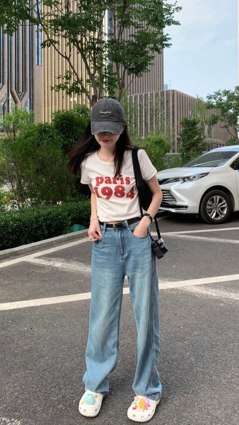 Outfit Jeans Biru, Boyish Outfits, Simple Casual Outfits, Mix Match Outfits, Guilin, Korean Casual Outfits, Everyday Fashion Outfits, Quick Outfits, Japan Fashion