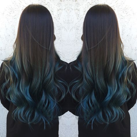 Navy Hair, Unicorns And Mermaids, Heatless Hairstyles, Creative Colour, New Hair Colors, Mermaid Hair, Color Ideas, Dark Hair, New Hair