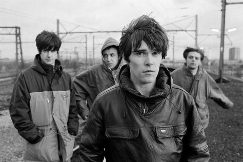 Rose Music, British Music, Stone Roses, Acid House, British Rock, Great Albums, Square Garden, Band Photos, Madison Square Garden