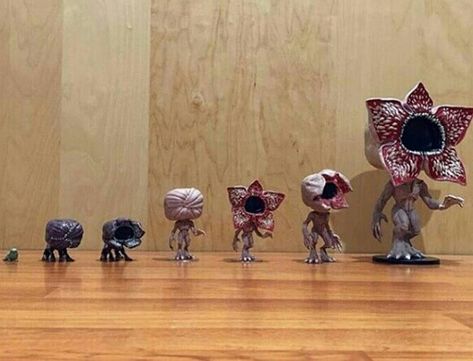 Demo Dog Stranger Things, Demogorgon Fanart, Dart Stranger Things, Stranger Things Dart, Stranger Things Demogorgon, Demogorgon Stranger Things, Игрушки Funko Pop, Stranger Things Funko Pop, Stranger Things Merch