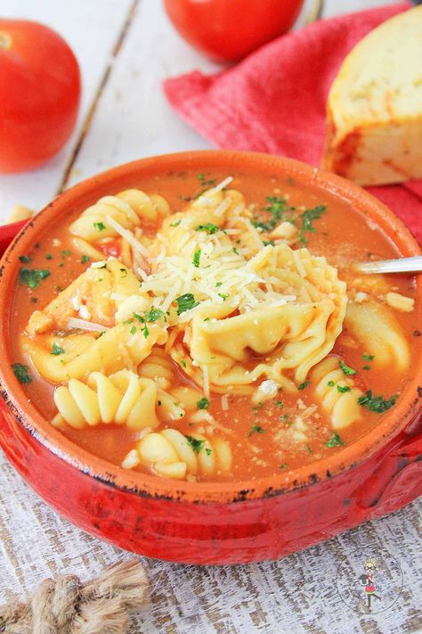 Instant Pot Chicken Parmesan Soup Instapot Chicken Parmesan, Instant Pot Chicken Tortellini, Chicken Parmesan Soup Recipe, Pressure Cooker Meals, Chicken Parmesan Soup, Quick Dinner Options, Parmesan Soup, Chicken Tortellini Soup, Chicken Tortellini