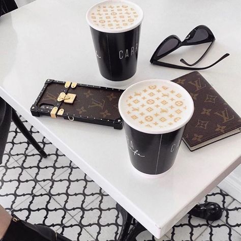 Louis Vuitton Cafe, Brands Aesthetic, Fancy Friday, I Want Food, Handbag Hardware, Picnic Birthday, Coffee Wallpaper, Rich Girl Lifestyle, Coffee Stencils