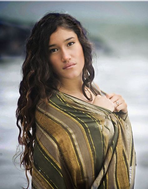 Q'orianka Kilcher as Pocahontas | orianka Kilcher Orianka Kilcher, Kim Kardashian Wedding, Native American Actors, Female References, American Indian Girl, Exotic Women, Native American Peoples, The New World, Native American Tribes