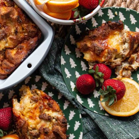 18 of Our Favorite Make-Ahead Breakfast Casseroles Charleston Breakfast, Breakfast Sausage Casserole, Easy Breakfast Casserole Sausage, Easy Egg Casserole, Brunch Casserole Recipes, Sweet French Toast, Sausage Breakfast Casserole, Christmas Breakfast Casserole, Breakfast Casserole Bacon