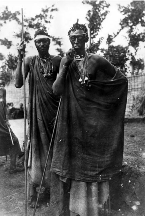 Rwandan Culture, German East Africa, Paul Kagame, Warrior Pose, African Royalty, Traditional Culture, Human Dignity, The Great Lakes, African Print Dresses