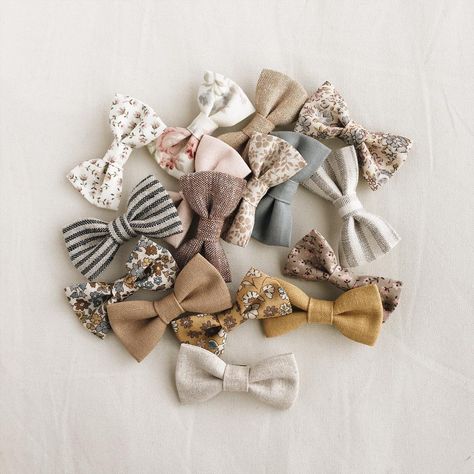 Bows Outfit, Billy Bibs, Baby Bow Clips, Baby Bowtie, Organic Baby Clothes, Trendy Baby, Girl Stuff