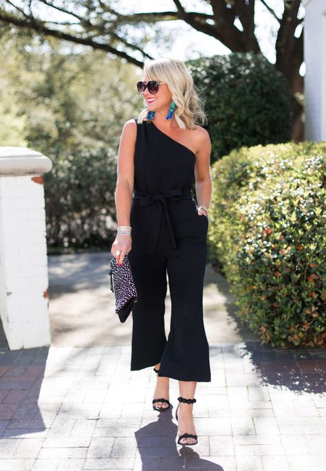 Day to Night | One-Shoulder Jumpsuit Ship Outfits, Party Outfit Night, Night Jumpsuit, Black Jumpsuit Outfit, Outfit Date Night, Blogger Outfit Inspiration, Outfit Date, Cruise Ideas, 90s Fashion Outfits Hip Hop Party