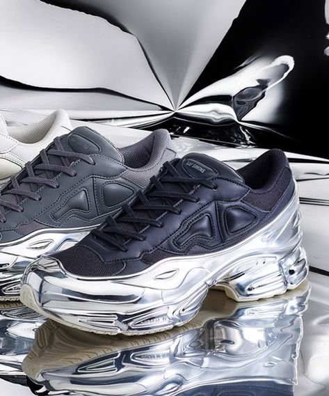 raf simons unveils chrome-covered ozweego sneaker for adidas Raf Simons Shoes, Raf Simons Sneakers, Raf Simmons, Raf Simons Adidas, 70s Glam, Adidas Ozweego, Dad Sneakers, Dad Shoes, Raf Simons