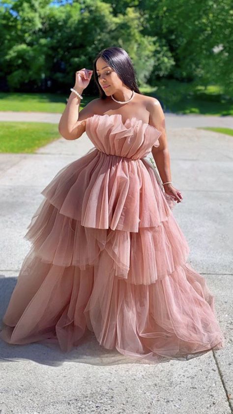 Prom Dresses Puffy, High Low Tulle Dress, Pink Tulle Prom Dress, Wedding Reception Gowns, Tulle Prom Dress Long, 50 Aesthetic, Tulle Prom Dresses, Velvet Evening Dress, High Low Prom Dresses