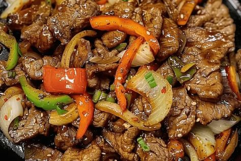 Sizzling Chinese Pepper Steak with Onions - cookefast.com Pf Changs Pepper Steak Recipe, Pepper Steak With Onions, Chinese Pepper Steak With Onions, Chinese Pepper Steak With Onions Instant Pot, Pepper Steak Recipe Chinese, Sizzling Chinese Pepper Steak With Onions, Pepper Steak And Onions Chinese, Pepper Steak And Onions, Steak With Onions