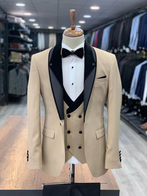 Berratte Beige Wedding Tuxedos – Hollo Men Coat Suit For Men, Slim Fit Groom Suit, Graduation Suits, Groom Dress Men, Stylish Mens Suits, Dapper Mens Fashion, Formal Men, African Attire For Men, Suit Ideas