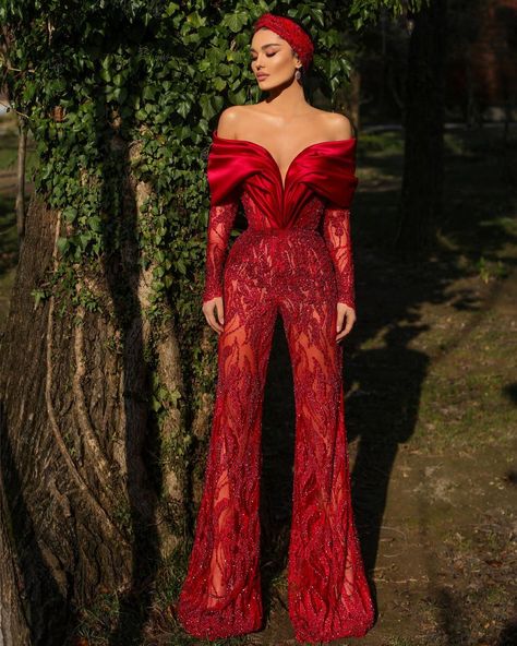 Fjolla Nila on Instagram: “Divine 🔥 Hautecouture Spring Summer 2021 Collection. #fjollanilaofficial #fashion #love #couture #hautecouture #hautecouturedress #dress…” Haute Couture Dresses, Elegant Prom Dresses, Glamour Dress, Mode Chic, Glam Dresses, Jumpsuit Fashion, Stage Outfits, Fancy Dresses, Types Of Fashion Styles