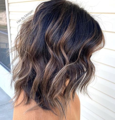 Razored Lob, Medium Length Layered Haircuts, Medium Brunette Hair, Shoulder Length Layered Hair, Medium Length Layers, Wavy Lob, Medium Layered Haircuts, Hair Adviser, Medium Layered Hair