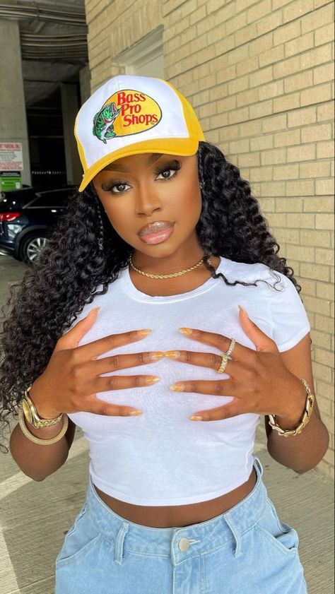 Bass Pro Shop Hat Outfit, Hat Outfit Black Women, Bass Pro Shop Hat, Outfit Black Women, Bass Pro Shop, Hat Outfit, Outfits With Hats, Outfits Aesthetic, Nike Air Jordan