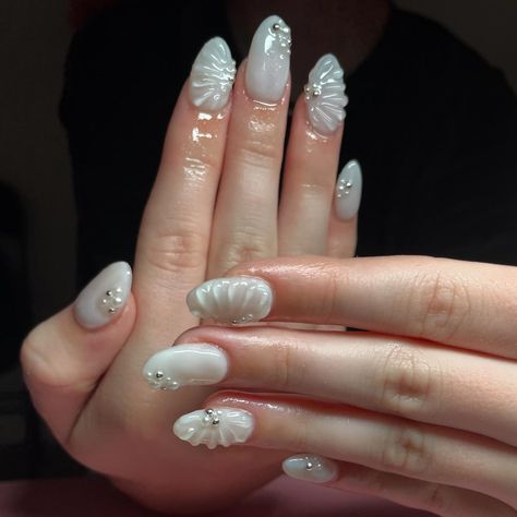 🤍🫧🦢 - - - set specifics: • short/medium almond • 3D art • pearls - acrylic powder: mia secret (shade: cover clear) gel polish: GAOY (shade: 1513) - #fresnonailtech #nails #acrylicnails #gelpolish #beginnernailtech #bookwithme #manicure #clovis #559 #fresno #shortnails #gel #explorepage #clovisnailtech #summernails #3dnailart #whitenails Clear Gel Polish, Clear Gel, Acrylic Powder, 3d Nail Art, Nail Tech, White Nails, Short Nails, 3d Art, Gel Polish