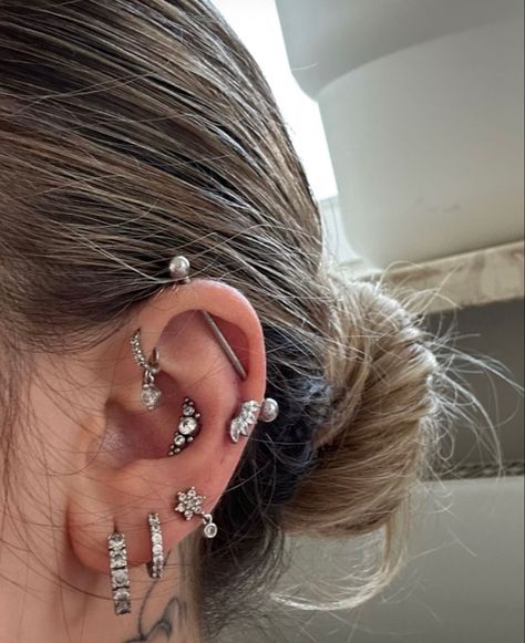 Earring Set Up Ideas, Crowded Ear Piercings, Ear Piercing Ideas Silver Grunge, Ear Piercing Stacks Silver, Earring Curation Silver, Ear Stack Silver, Multiple Ear Piercings Ideas, Ear Curation Silver, Ear Piercings Silver