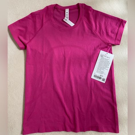 Lululemon Swiftly Tech Short Sleeve Race Size 6 New With Tags Colour Name Is Sonic Pink Pink Lululemon Shirt, Lululemon Swiftly Tech Short Sleeve, Lululemon Shirt, Lululemon Outfits, Lululemon Swiftly Tech, Lululemon Swiftly, Tech Shirt, Swiftly Tech, Lululemon Tops