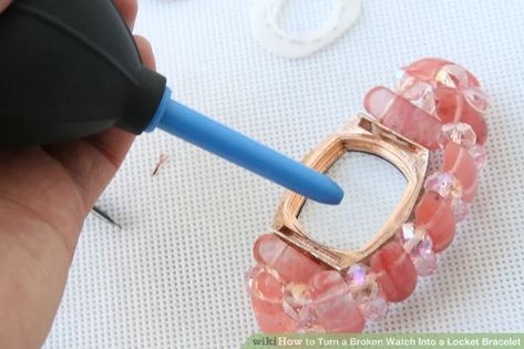 3 Ways to Turn a Broken Watch Into a Locket Bracelet - wikiHow Recycle Jewelry, Repurpose Jewelry, Recycled Watch, Watch Locket, Memory Gifts, Old Jewelry Crafts, Vintage Jewelry Ideas, Trendy Watches, Locket Bracelet