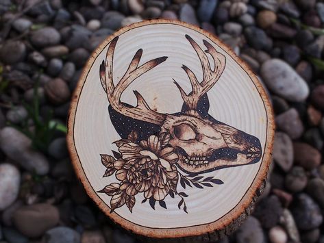 Deer skull woodburn #woodburning #pyrography #woodworking #art #wood #pyrographyart #woodburningart #handmade #woodart #pyrographyartist #artist #woodburn #pyrographer #woodworker #woodwork #pirografia #woodburningartist #homedecor #pyro #artwork #diy #artistsoninstagram #woodcraft #woodburner #woodburned #wooddesign #woodcarving #pyrographyartists #pyroart #smallbusiness Artwork Diy, Woodworking Art, Pyrography Art, Drawing Examples, Deer Skull, Deer Skulls, Wood Burning Art, Step Drawing, Pyrography