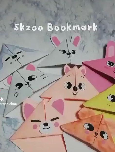 Bookmarks Diy Kids, Bookmarks Diy, Kids Zoo, Kpop Diy, Folding Origami, Instruções Origami, Diy Bookmarks, Kraf Diy, Friends Love