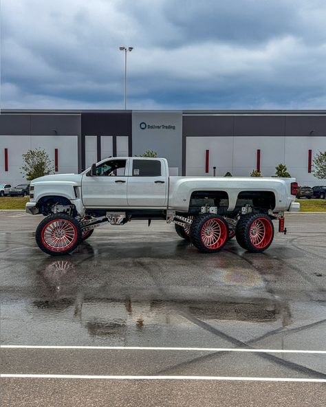 #6X6 #Chevy Truck Lifted on #AmaniOffRoad Wheels • @papisgarage @venompowertires  Photography by: @mr.gotdamnit_ and @breeezy_____  #PapisGarage #LiftedTrucks #CustomWheels #6x6truck #lifted Ram 2500 Mega Cab Lifted, Ram 2500 Mega Cab, 6x6 Truck, Single Cab Trucks, Gm Trucks, Custom Wheels, Gmc Trucks, Lifted Trucks, Semi Trucks