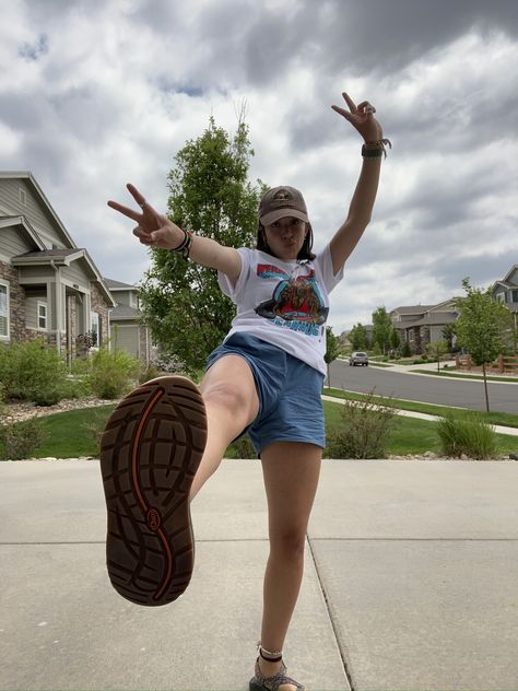 Chacos Sandals Outfit, Chacos Outfit, Style Roots, Fantasy High, Chacos Sandals, Martial Arts Women, Cute Picture, Sandals Outfit, Granola Girl