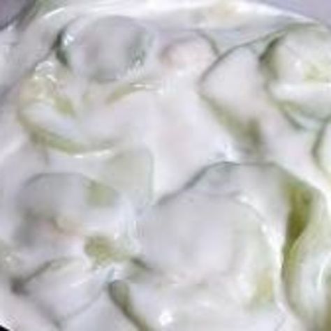 Hungarian Cucumber Salad, Creamed Cucumber Salad, Salad With Sour Cream, Happy Potato, Cucumber Beauty, Cucumber For Face, Creamed Cucumbers, Creamy Cucumber Salad, Creamy Cucumbers