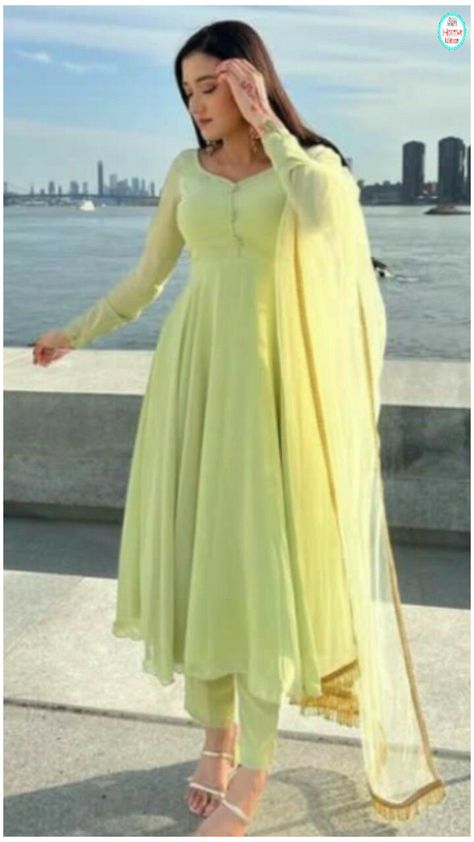 New Modal Dresses, Republic Day Dress Ideas For Women, Umberlla Churidhar Designs Latest, Punjabi Frock Suit With Plazo, Traditional Anarkali Dresses, Anarkali Frock Design, New Trending Dress, Frock Suit With Plazo, Frock Suit Design