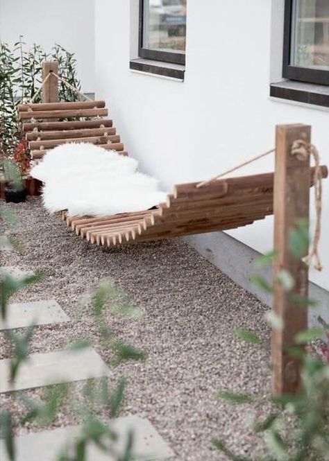 Outdoor Bed Ideas, 2x4 Projects, Backyard Hammock, التصميم الخارجي للمنزل, Diy Pergola, Deck Furniture, Outdoor Deck, Wooden Bench, Bed Ideas